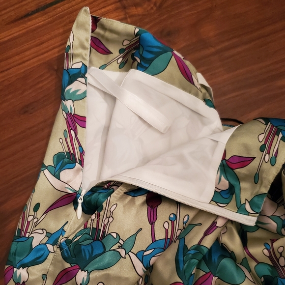 Vivienne Hu Green Floral Print Wide Leg Pants SZ 8 - Picture 6 of 7